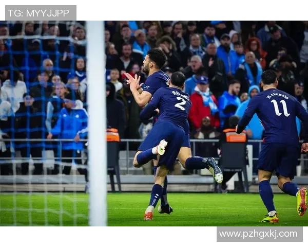 巴黎圣日耳曼在这款游戏中展现惊心动魄的战略横扫全场的精彩表现